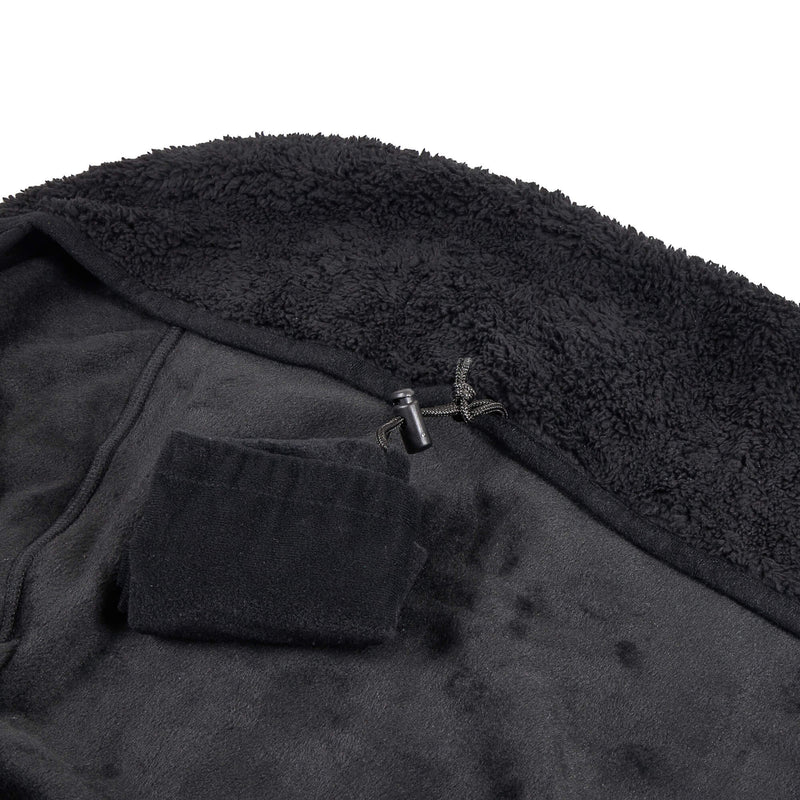 Sunset & Beach Chair / Black Fleece
